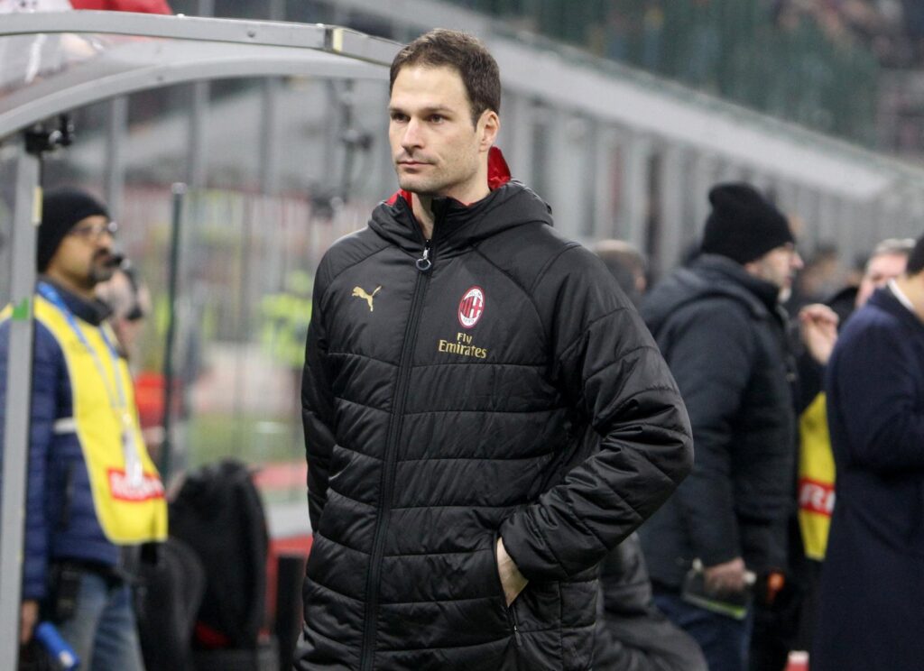 Asmir Begovic - MilanPress, robe dell'altro Diavolo