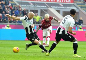 Castillejo Nuytinck Udinese MilanPress
