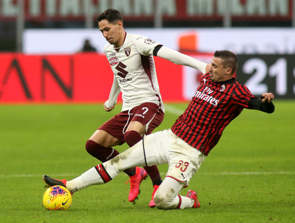 Milan: Rade Krunic in tackle su Sasha Lukic durante Milan-Torino - Milanpress, robe dell'altro diavolo