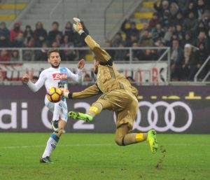 Mertens Zapata Biglia Napoli MilanPress