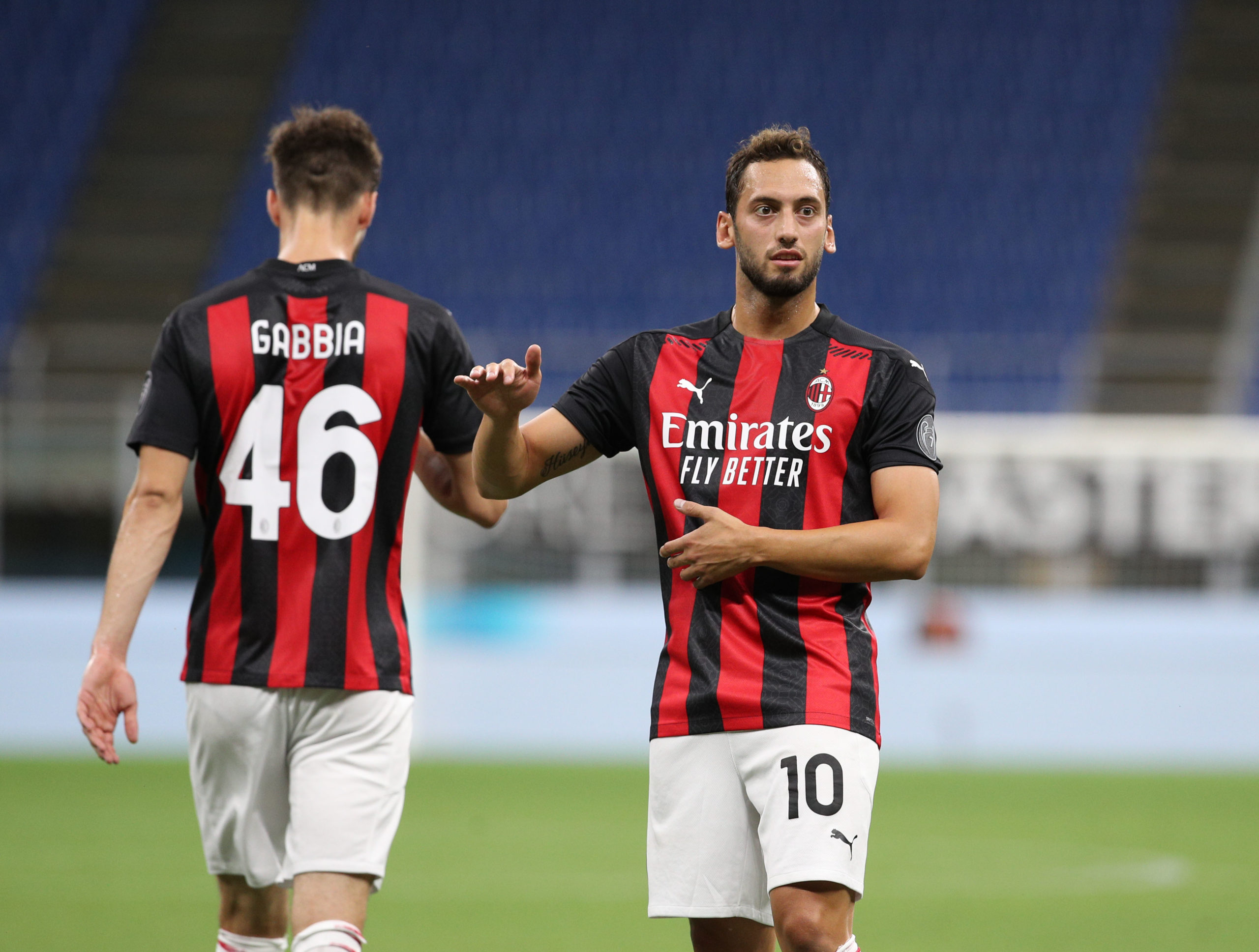 Milan: Hakan Calhanoglu - Milanpress, robe dell'altro diavolo