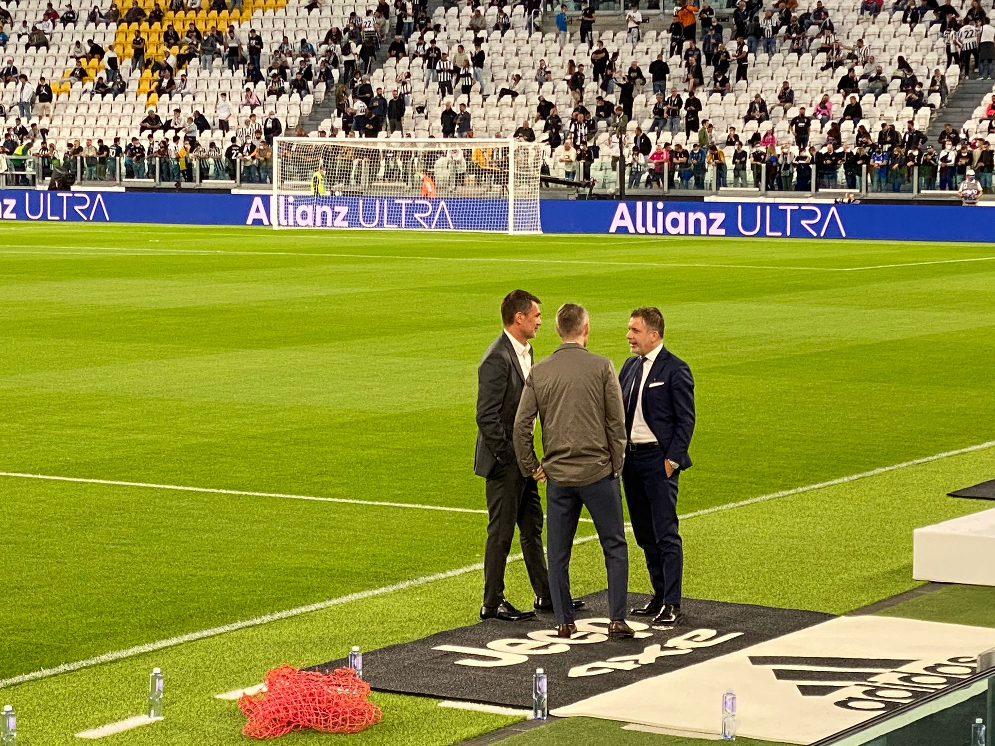Juventus-Milan: Paolo Maldini, Frederic Massara, Federico Cherubini - MilanPress, robe dell'altro diavolo Juventus-Milan: Paolo Maldini, Frederic Massara, Federico Cherubini - MilanPress, robe dell'altro diavolo