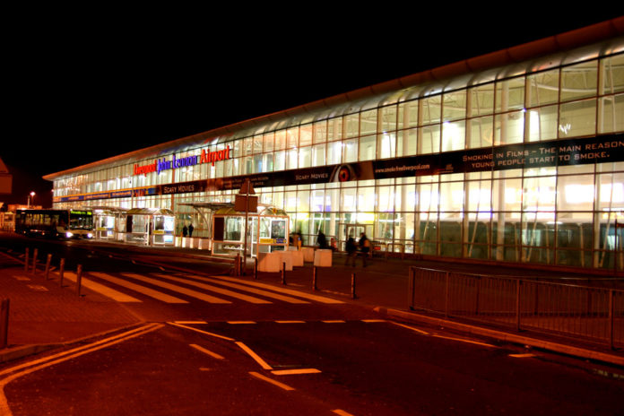 aeroporto liverpool