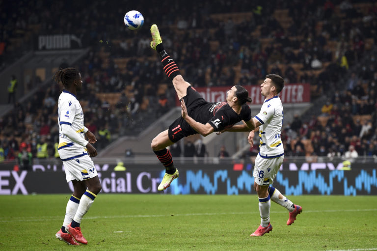 Verona-Milan, rossoneri favoriti dai bookies. Il ritorno al gol di Ibra a 2,50