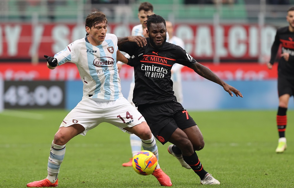 Milan-Salernitana: Franck Kessie e Francesco Di Tacchio (Photo Credit: Agenzia Fotogramma)