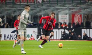 Milan-Genoa: Daniel Maldini e Johan Vasquez (Photo Credit: Agenzia Fotogramma)