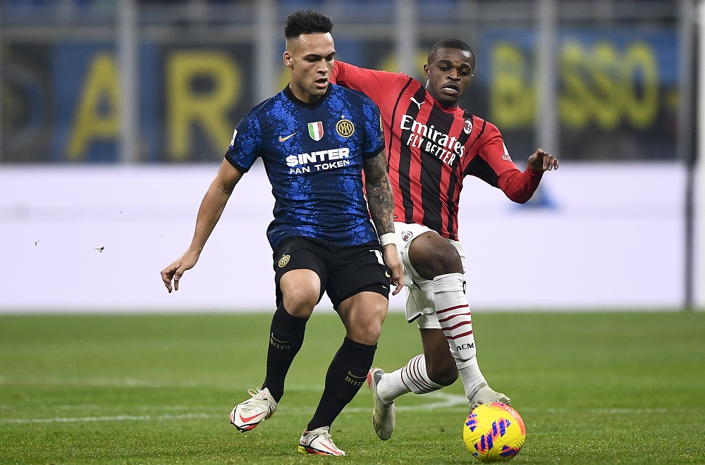 Lautaro Martinez contro Kalulu in Inter-Milan (Photo Credit: Agenzia Fotogramma)