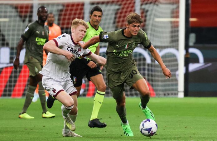 Milan-Bologna: Charles De Ketelaere, Jerdy Schouten (Photo Credit: Agenzia Fotogramma)