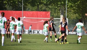 Milan Femminile: Christy Grimshaw, Kosovare Asllani - MilanPress, robe dell'altro diavolo