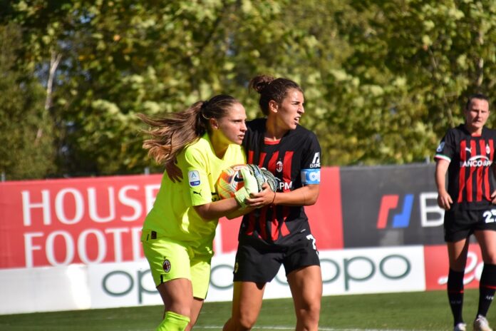 Milan Femminile: Laura Giuliani, Valentina Bergamaschi - MilanPress, robe dell'altro diavolo