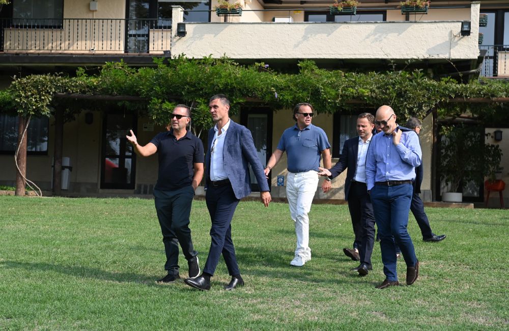 Milan: Gerry Cardinale, Paolo Maldini, Mark Dowley, Ivan Gazidis, Giorgio Furlani (Photo by AC Milan/AC Milan via Getty Images)