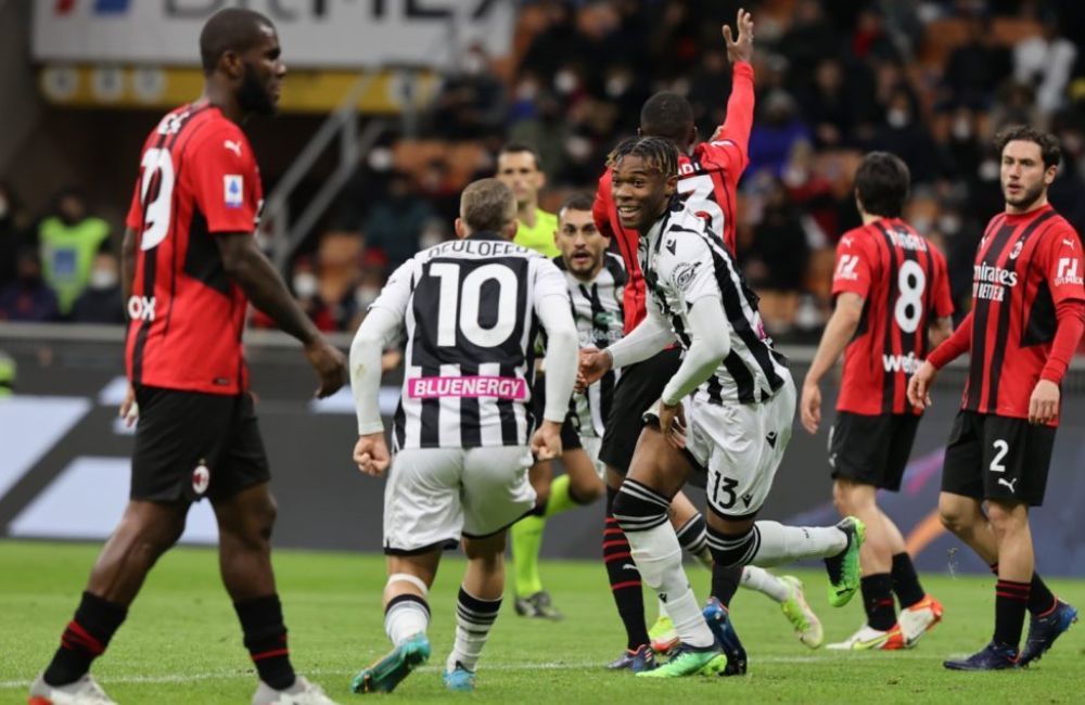 Milan-Udinese: Destiny Udogie e Gerard Deulofeu (Photo Credit: Agenzia Fotogramma) Milan-Udinese: Destiny Udogie e Gerard Deulofeu (Photo Credit: Agenzia Fotogramma)