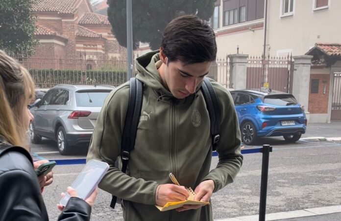 Milan: Sandro Tonali - MilanPress, robe dell'altro diavolo