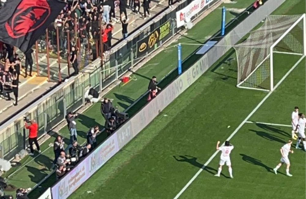 Salernitana-Milan: l'esultanza al gol di Sandro Tonali - MilanPress, robe dell'altro diavolo