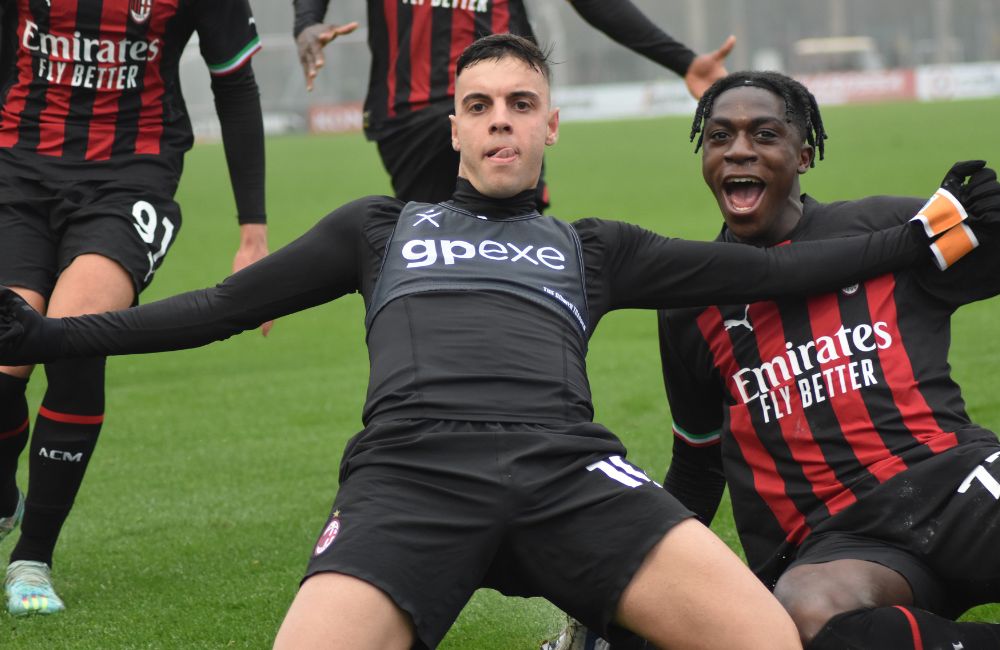 Milan Primavera: Youns El Hilali, Bob Omoregbe - MilanPress, robe dell'altro diavolo