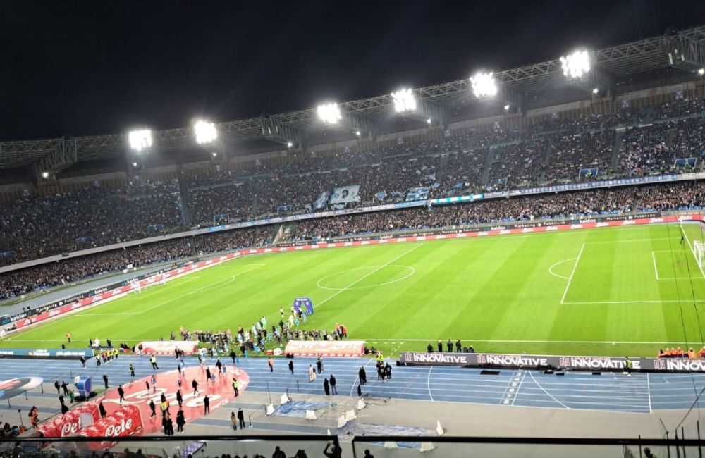 Stadio Diego Armando Maradona Napoli - MilanPress, robe dell'altro diavolo