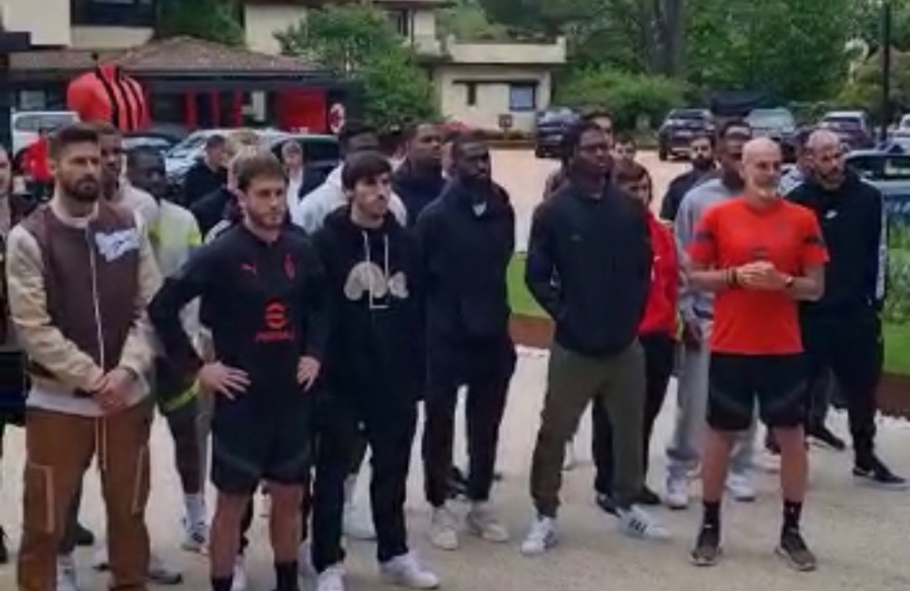 Faccia a faccia Curva Sud-squadra a Milanello - MilanPress, robe dell'altro diavolo
