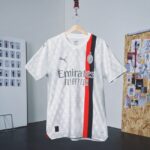 Milan: la seconda maglia per la stagione 2023/24 (Photo via AC Milan)