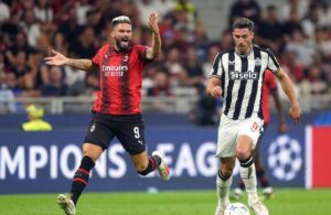 Milan-Newcastle: Olivier Giroud, Fabian Schar (Photo Credit: Agenzia Fotogramma)