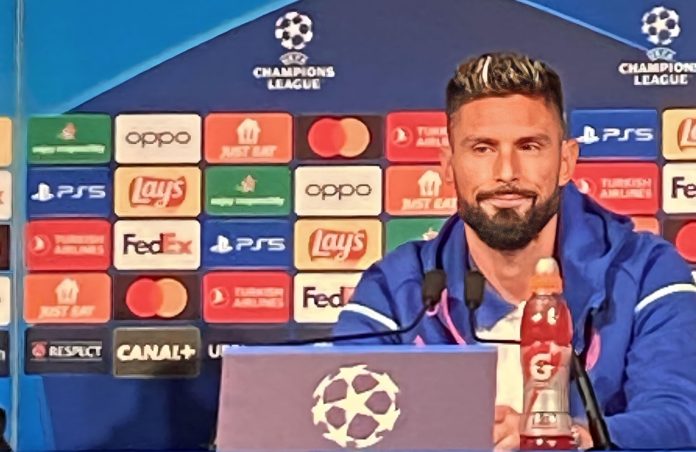 Milan: Olivier Giroud - MilanPress, robe dell'altro diavolo Milan: Olivier Giroud - MilanPress, robe dell'altro diavolo