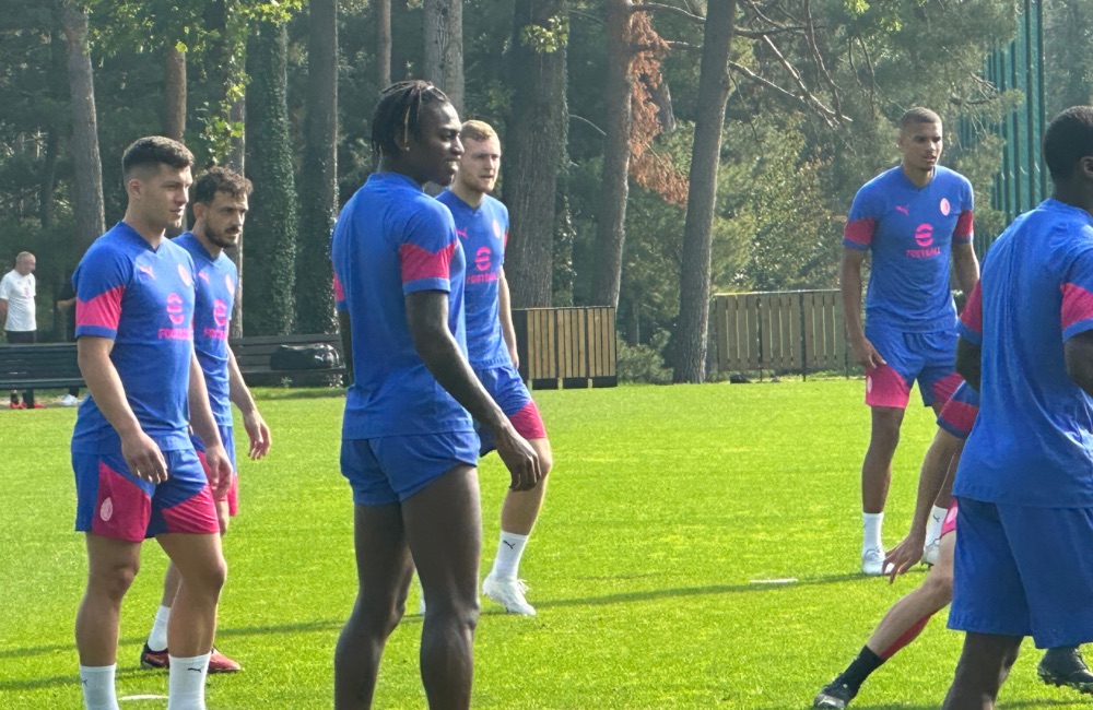 Milanello: Rafael Leao, Luka Jovic, Alessandro Florenzi, Tommaso Pobega, Malick Thiaw - MilanPress, robe dell'altro diavolo Milanello: Rafael Leao, Luka Jovic, Alessandro Florenzi, Tommaso Pobega, Malick Thiaw - MilanPress, robe dell'altro diavolo