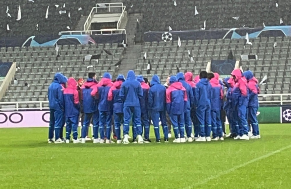 Milan: walkaround al St James's Park - MilanPress, robe dell'altro diavolo Milan: walkaround al St James's Park - MilanPress, robe dell'altro diavolo