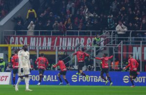 Milan-Roma: l'esultanza della squadra dopo il gol di Yacine Adli (Photo Credit: Agenzia Fotogramma)