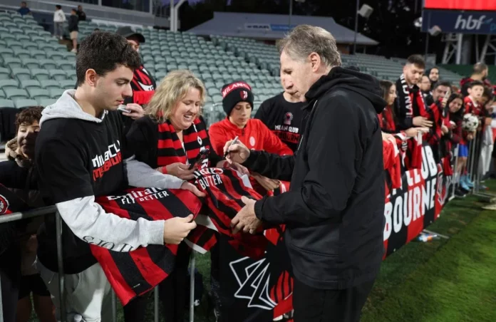 Milan: Franco Baresi incontra i tifosi all'HBF Stadium di Perth, Australia (Photo via AC Milan)
