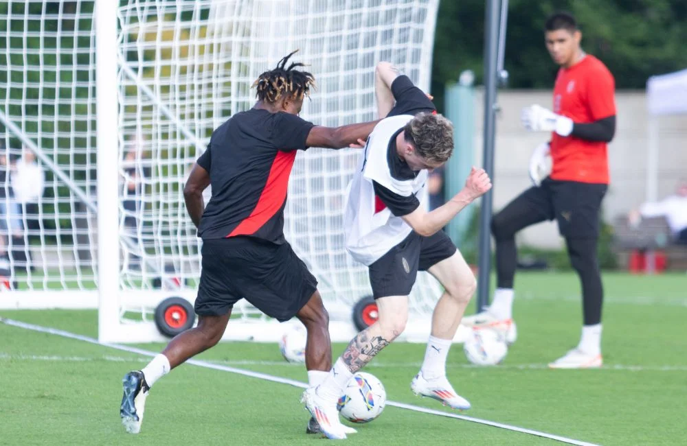 Milan: Samuel Chukwueze, Alex Jimenez - MilanPress, robe dell'altro diavolo