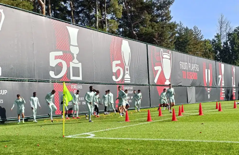 Milanello: allenamento della squadra pre Brugge - MilanPress, robe dell'altro diavolo