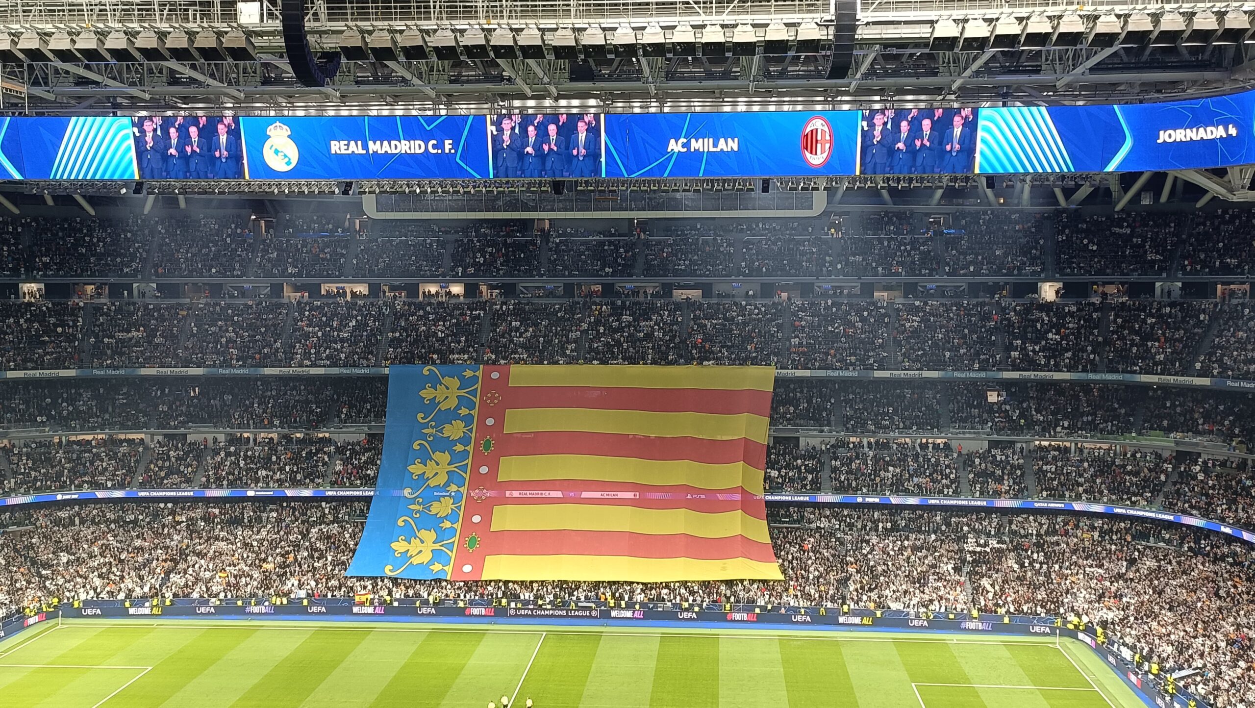 Il Bernabeu prima di Real Madrid-Milan - MilanPress, robe dell'altro Diavolo.