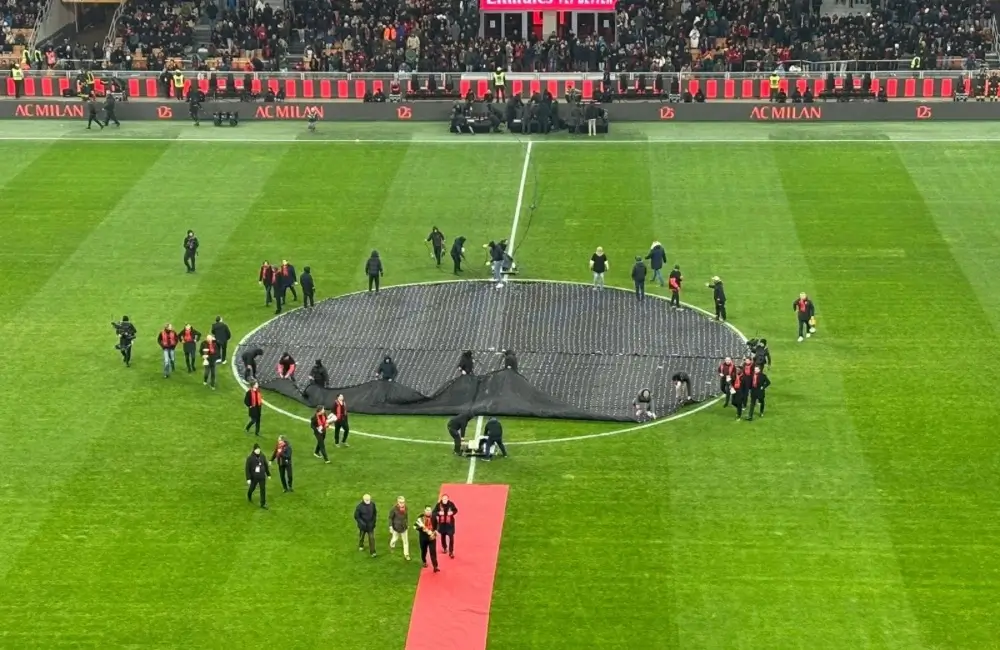 Milan: la celebrazione dei 125 anni con le leggende a San Siro - MilanPress, robe dell’altro diavolo