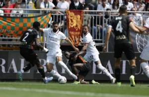 Venezia-Milan: Ruben Loftus-Cheek, Kyle Walker, Ridgeciano Haps, Fali Candè, Jay Idzes (Photo Credit: IPA Agency)