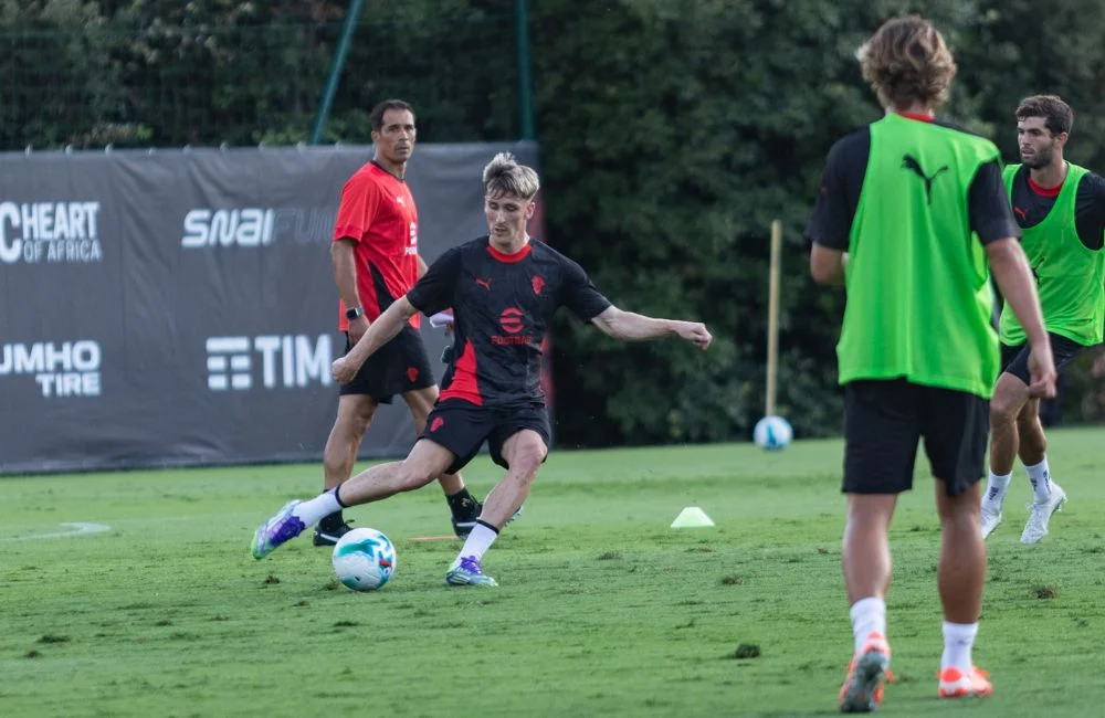 Milan: Alexis Saelemaekers, Christian Pulisic, Bernardo Corradi (Photo Credit: Valeria Lippera per MilanPress.it) Milan: Alexis Saelemaekers, Christian Pulisic, Bernardo Corradi (Photo Credit: Valeria Lippera per MilanPress.it)
