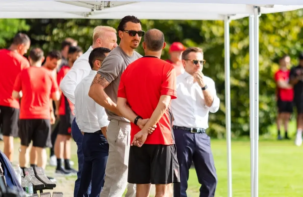Milan: Zlatan Ibrahimovic, Massimiliano Allegri (Photo Credit: Valeria Lippera per MilanPress.it) Milan: Zlatan Ibrahimovic, Massimiliano Allegri (Photo Credit: Valeria Lippera per MilanPress.it)