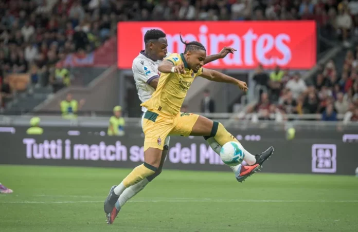 Milan-Bologna: Christopher Nkunku e Jhon Lucumi (Photo Credit: Andrea Amato / IPA Sport / IPA via IPA Agency)