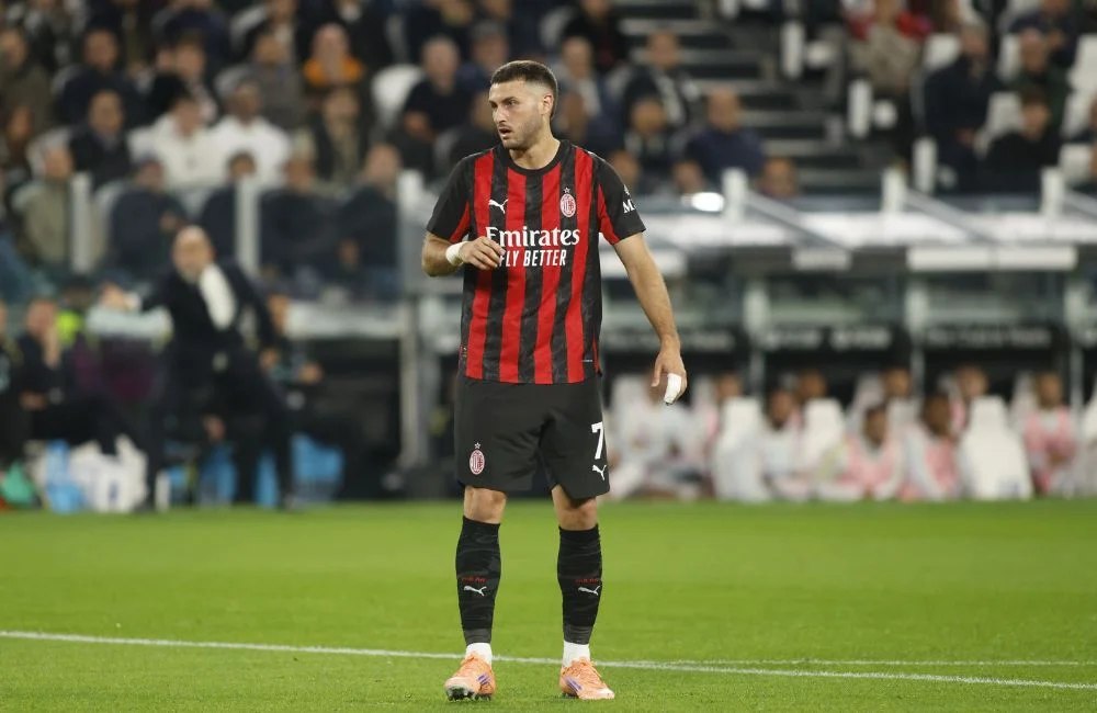 Milan: Santiago Gimenez (Photo Credit: Nderim Kaceli / IPA Sport / IPA via IPA Agency) Milan: Santiago Gimenez (Photo Credit: Nderim Kaceli / IPA Sport / IPA via IPA Agency)
