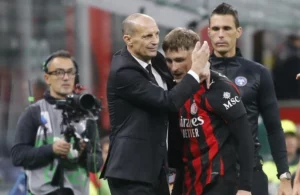 Milan-Roma: Massimiliano Allegri, Alexis Saelemaekers (Photo Credit: Nderim Kaceli / IPA Sport / IPA via IPA Agency)