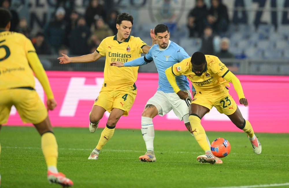 Lazio-Milan: Samuele Ricci, Fikayo Tomori, Koni De Winter, Mattia Zaccagni (Photo Credit: Roberto Ramaccia / Sipa USA / IPA via IPA Agency) Lazio-Milan: Samuele Ricci, Fikayo Tomori, Koni De Winter, Mattia Zaccagni (Photo Credit: Roberto Ramaccia / Sipa USA / IPA via IPA Agency)