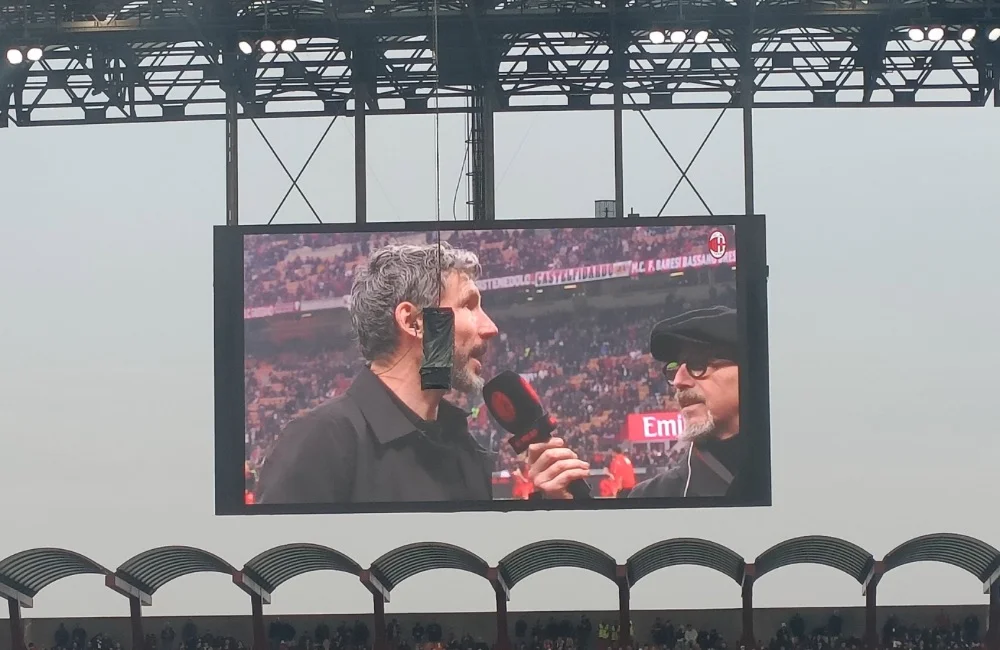 Mark Van Bommel torna a San Siro - MilanPress, robe dell'altro diavolo