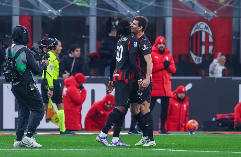 Milan: Rafael Leao, Matteo Gabbia (Photo Credit: Fabrizio Carabelli / IPA Sport / IPA via IPA Agency) Milan: Rafael Leao, Matteo Gabbia (Photo Credit: Fabrizio Carabelli / IPA Sport / IPA via IPA Agency)