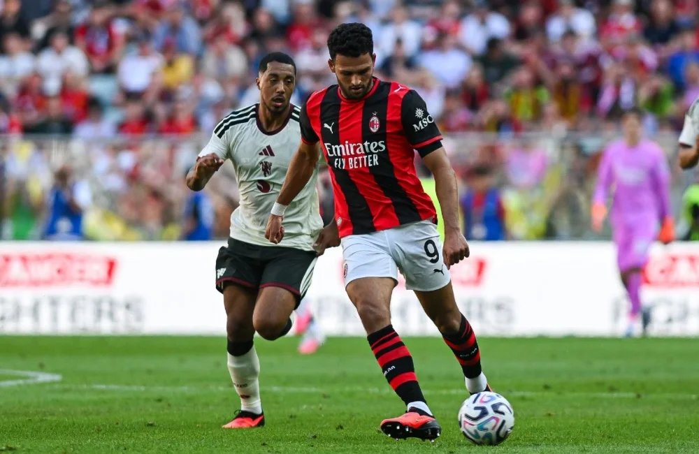 Manchester United-Milan: Goncalo Ramos, Youri Tielemans (Photo Credit: Antoni Dec / Arena Akcji / IPA Sport via IPA Agency)