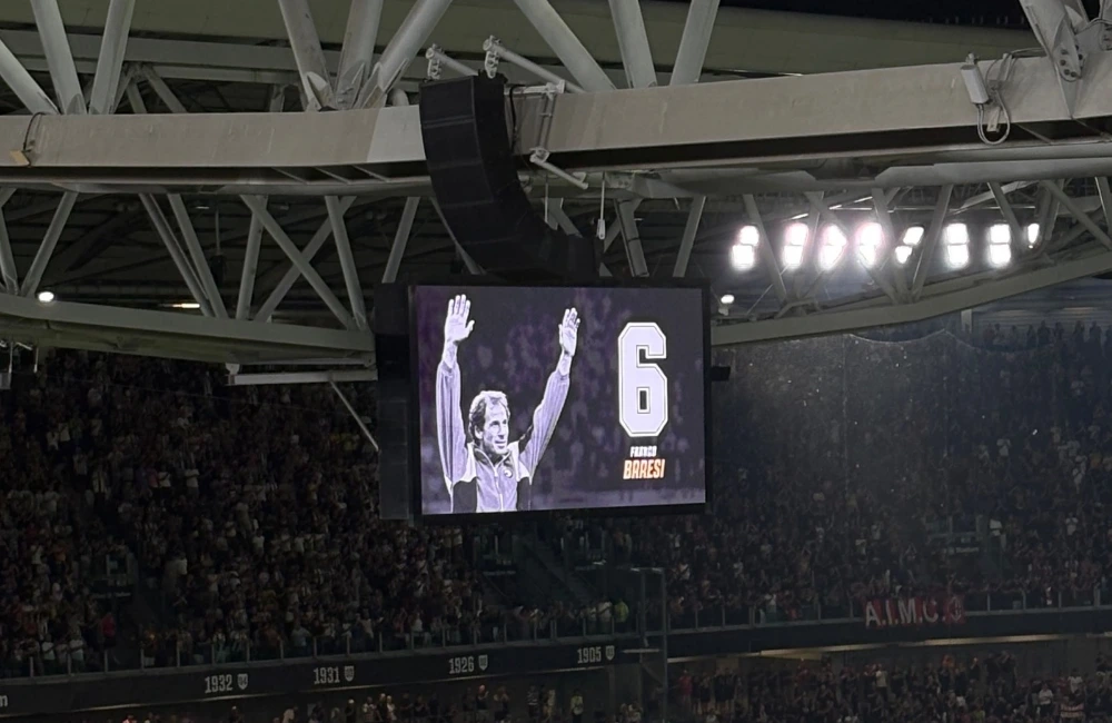 Franco Baresi, l'applauso all'Allianz Stadium prima di Juventus-Milan